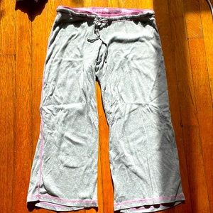 Victoria’s Secret PINK Capri Cotton Pants
